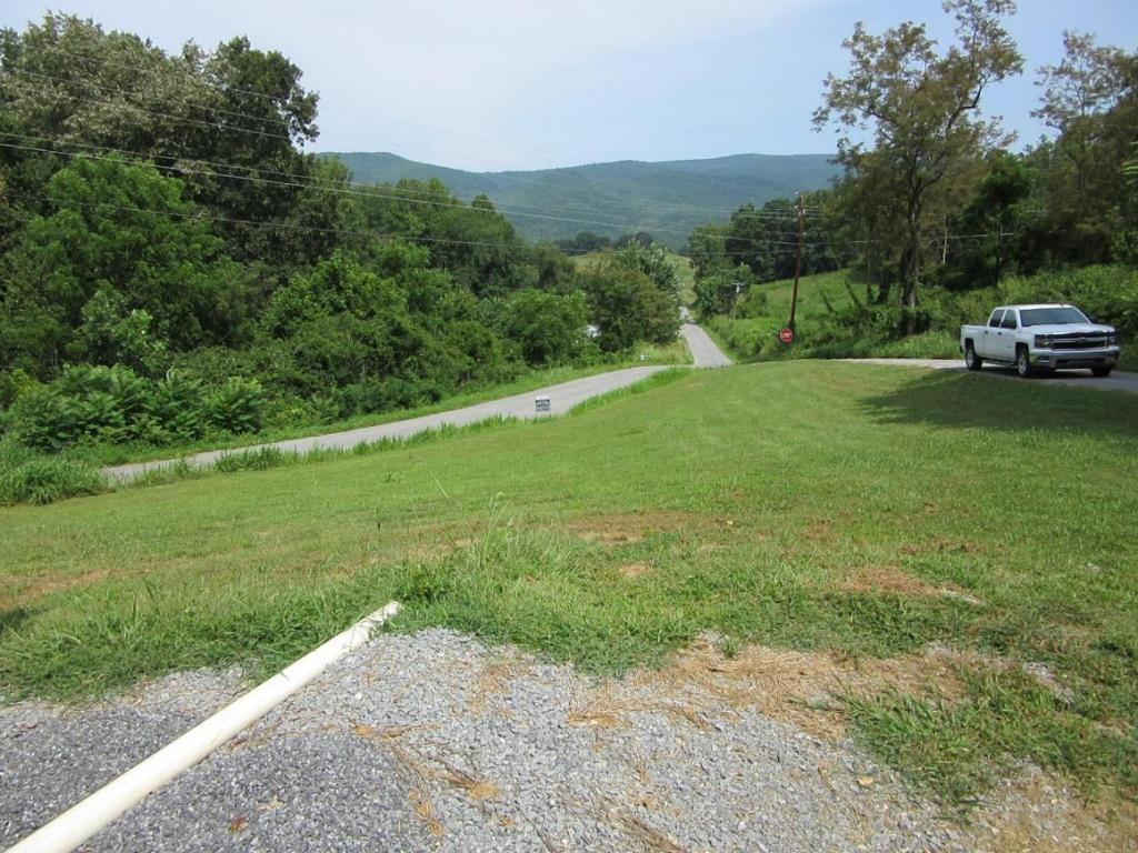 734 Willow Springs Road Elizabethton, TN 37643 - Photo 6 of 9 Photo 6