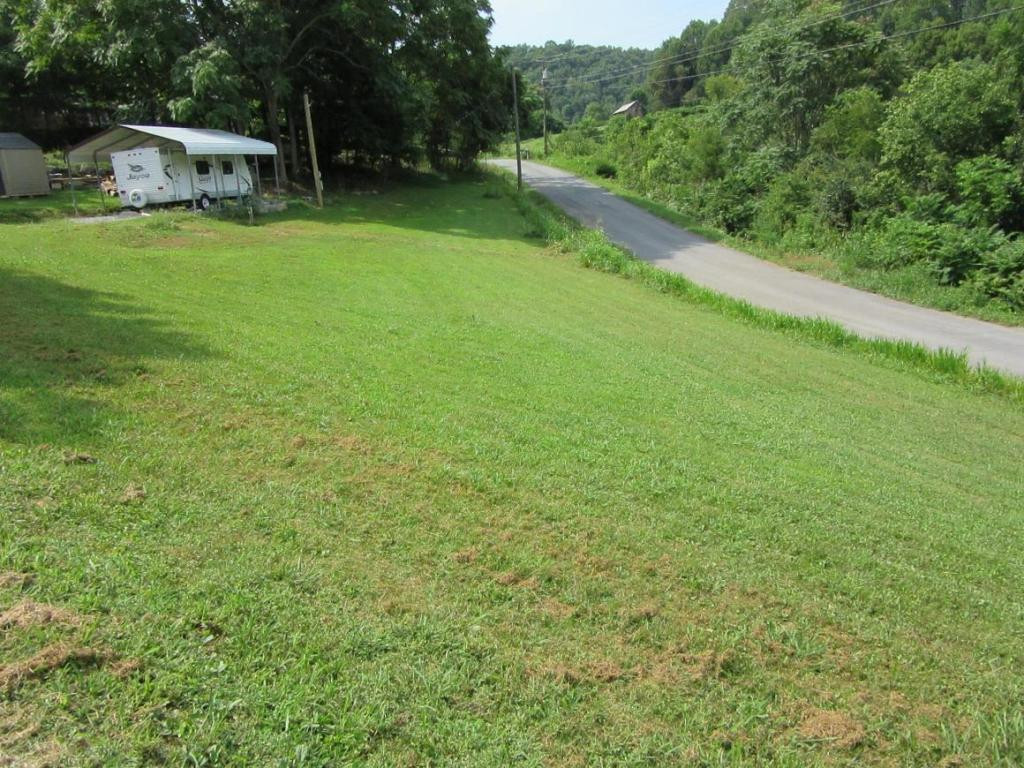 734 Willow Springs Road Elizabethton, TN 37643 - Photo 8 of 9 Photo 8