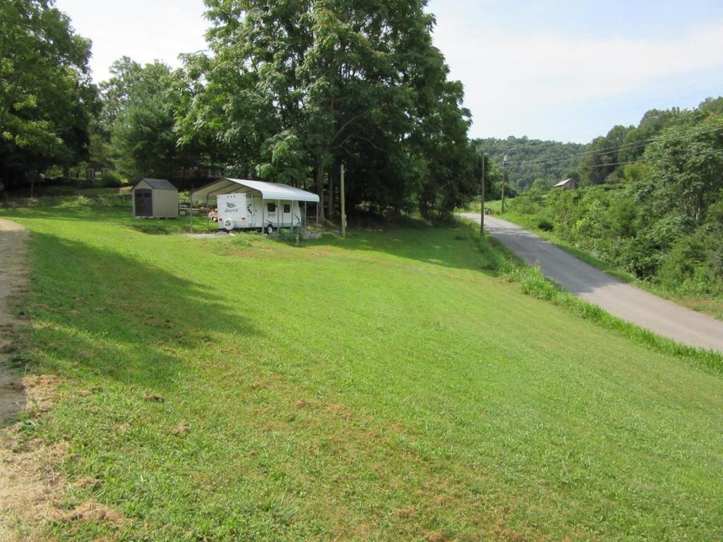 734 Willow Springs Road Elizabethton, TN 37643 - Photo 9 of 9 Photo 9