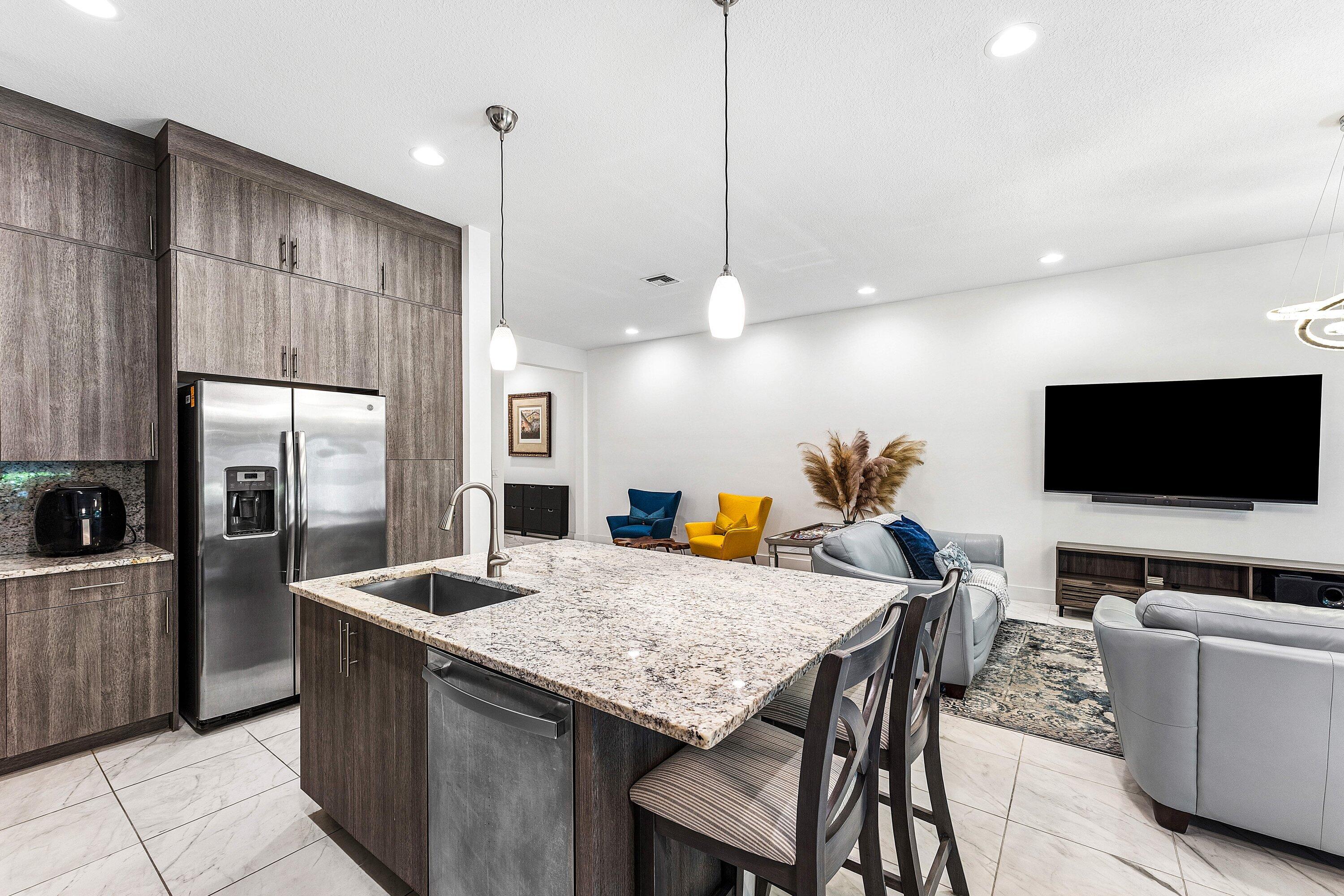 4821 Pointe Midtown Road Palm Beach Gardens, FL 33418 - Photo 7 of 34 Open Kitchen
