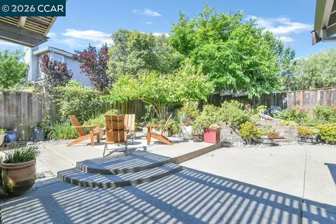 $899,000 | 2246 Bridgeport Way, Martinez, CA 94553