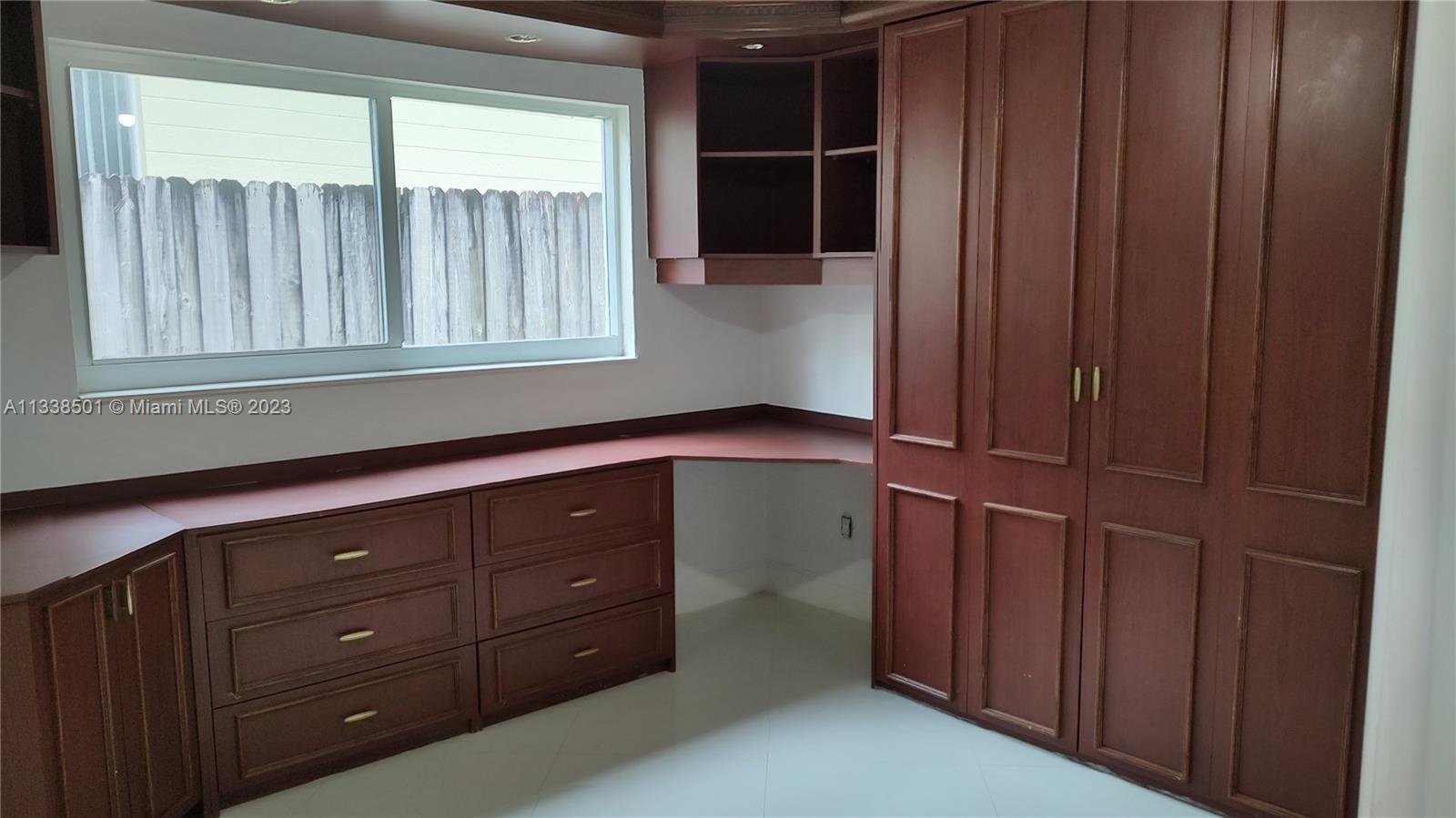 2124 North Park Road Hollywood, FL 33021 - Photo 21 of 43