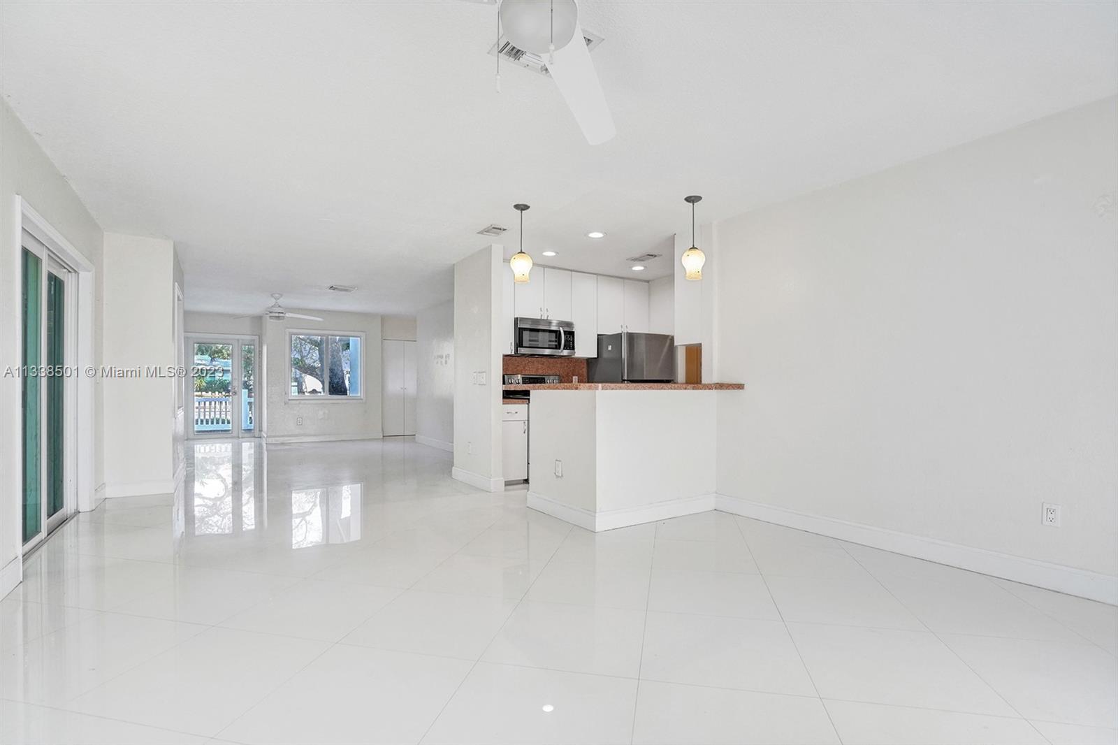 2124 North Park Road Hollywood, FL 33021 - Photo 38 of 43