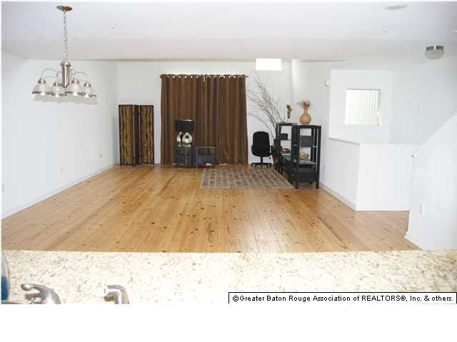 1720 Nicholson Drive, Unit 2 Baton Rouge, LA 70802 - Photo 3 of 3 Gallery Image 3