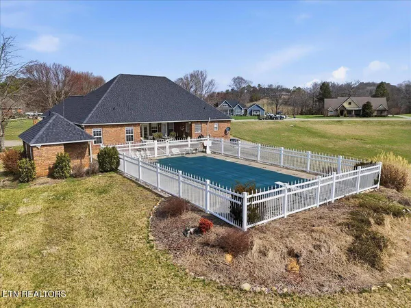 $1,033,290 | 522 Waterstone Circle, Greeneville, TN 37745