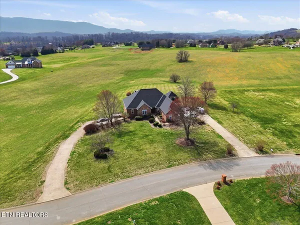 $1,033,290 | 522 Waterstone Circle, Greeneville, TN 37745