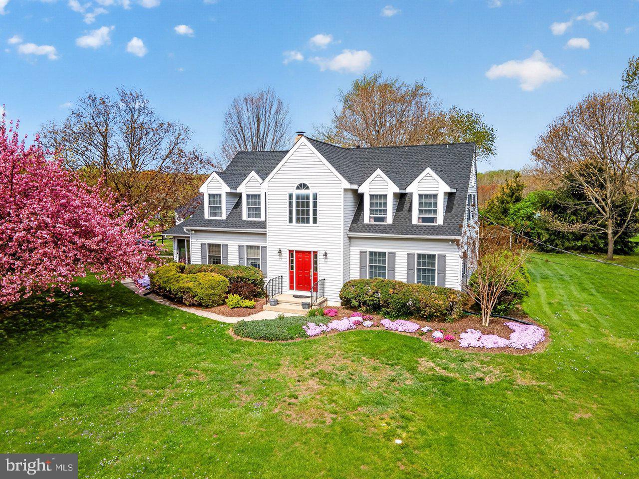 158 Chesterfield Georgetown Road Chesterfield, NJ 08515 - Photo 2 of 48 Front of home