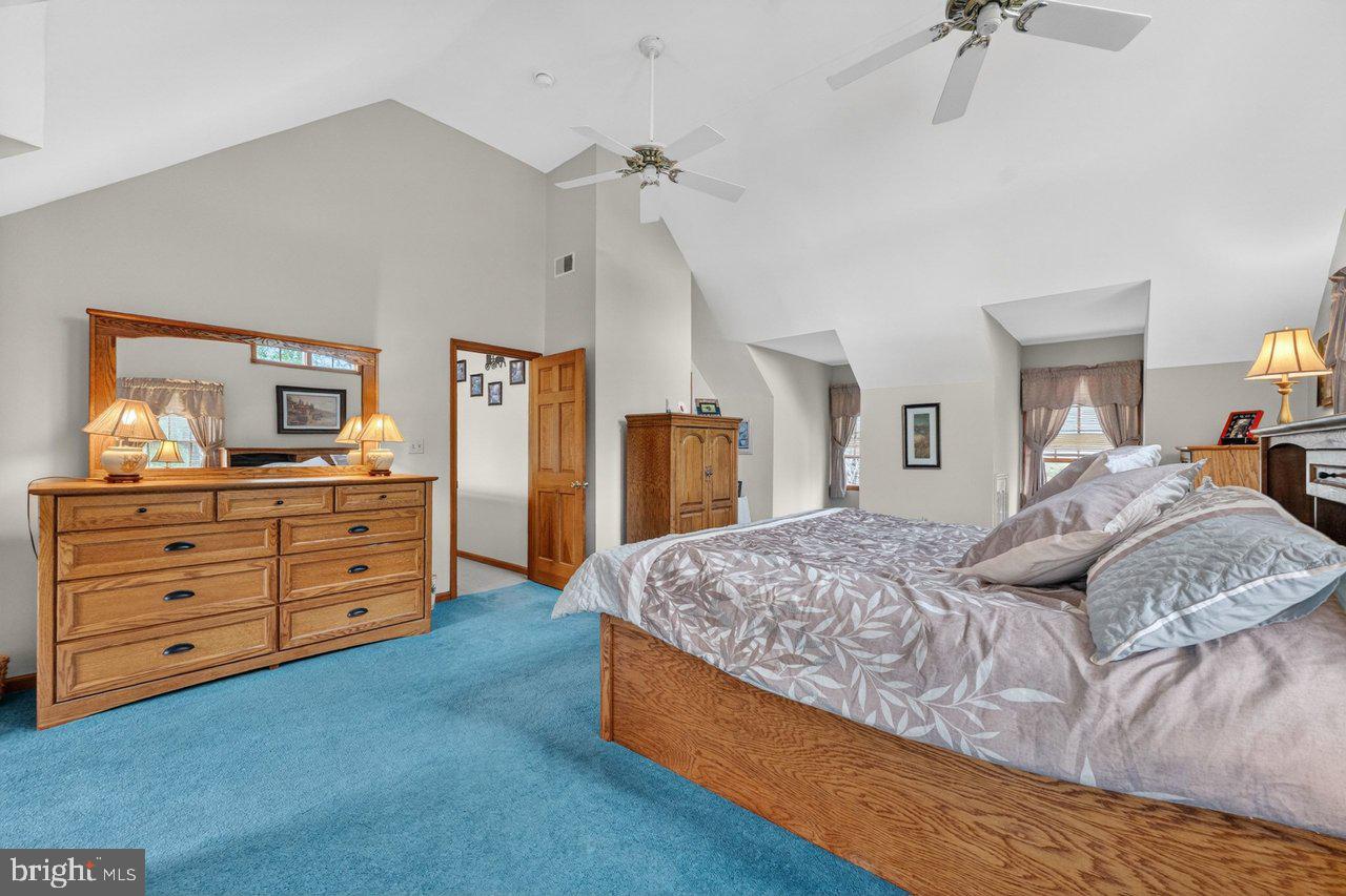 158 Chesterfield Georgetown Road Chesterfield, NJ 08515 - Photo 29 of 48 Master bedroom -2nd floor