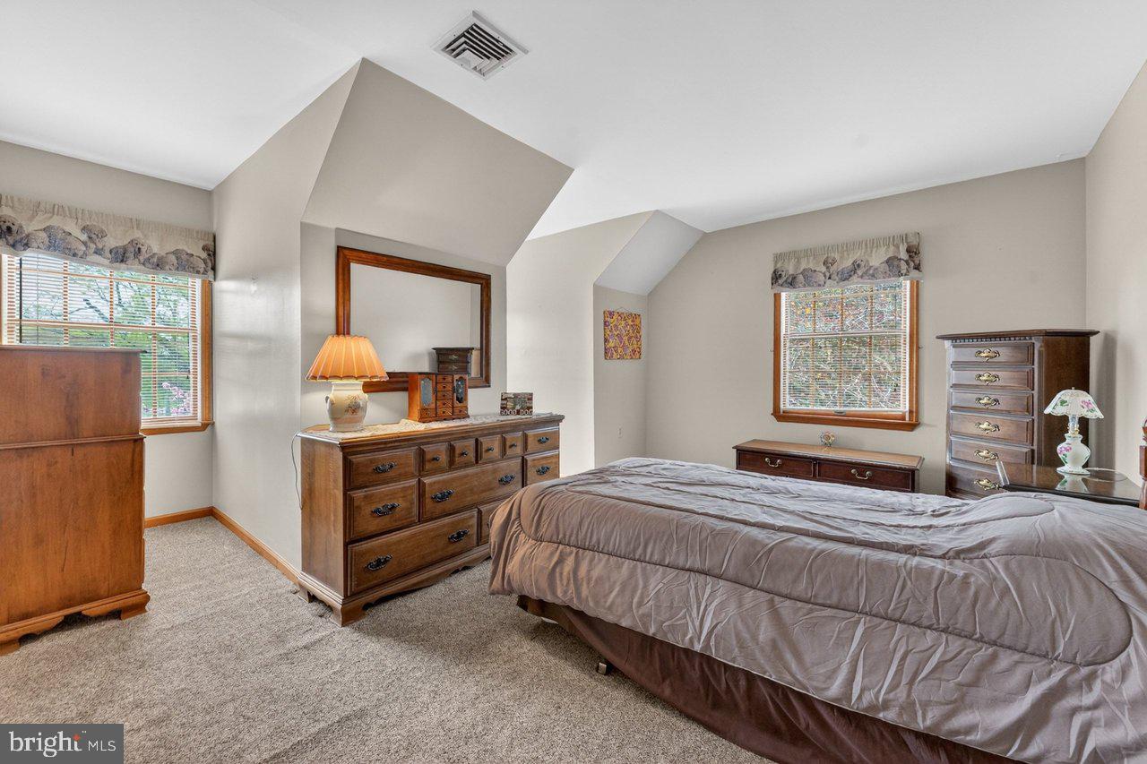 158 Chesterfield Georgetown Road Chesterfield, NJ 08515 - Photo 34 of 48 Bedroom 2 -2nd floor