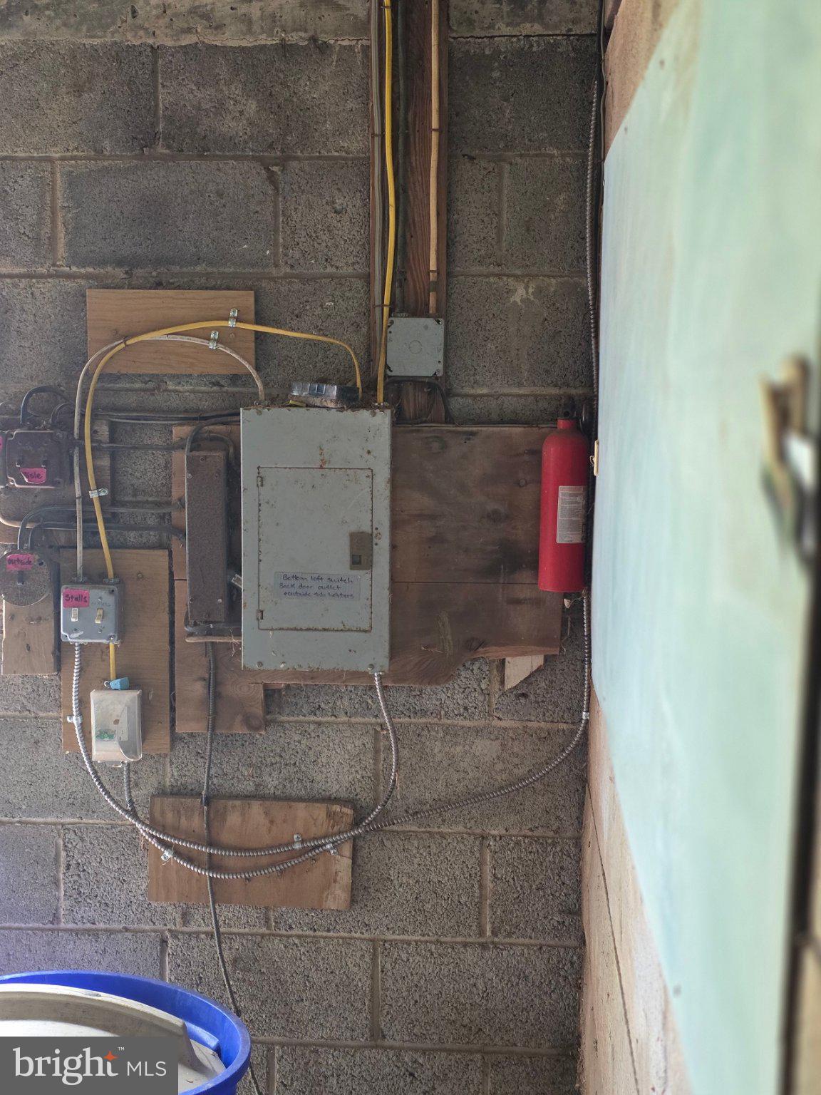 158 Chesterfield Georgetown Road Chesterfield, NJ 08515 - Photo 46 of 48 Electric in barn