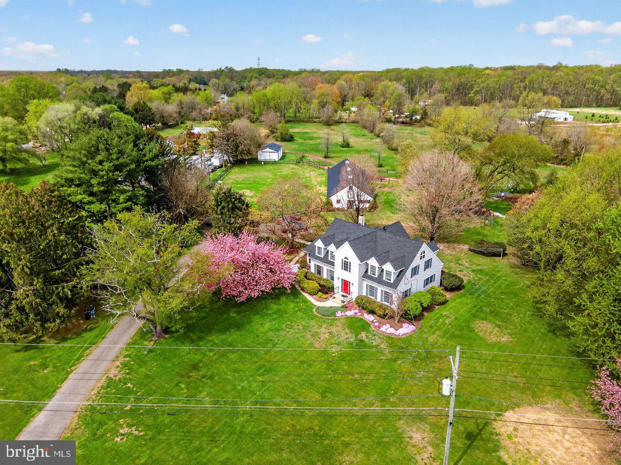 158 Chesterfield Georgetown Road Chesterfield, NJ 08515 - Photo 6 of 48 Home with 2 barns