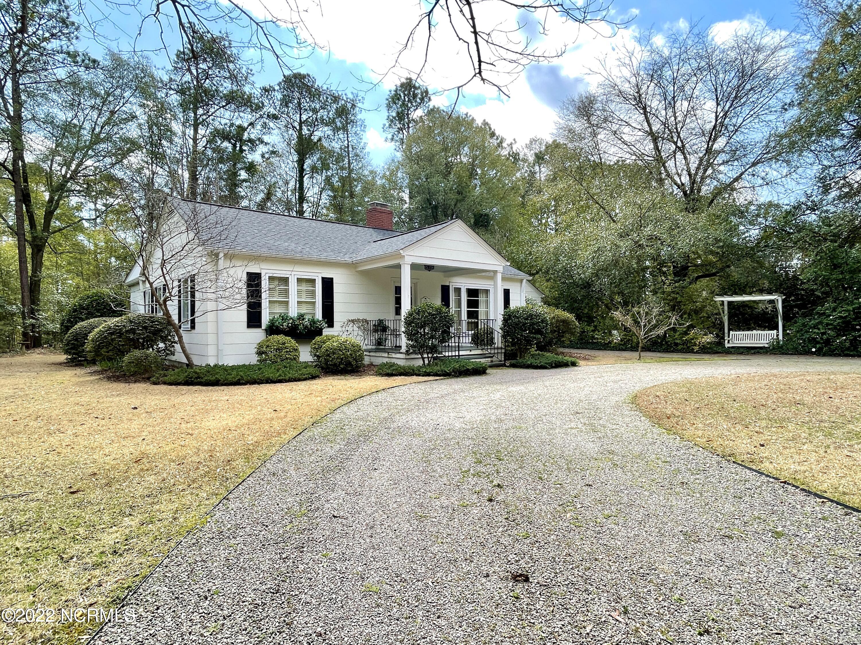 130 Everette Road Pinehurst, NC 28374 - Photo 1 of 41 C0E041EB-FD6C-4AF2-9D36-5D7C3E9DBFBA_1_2