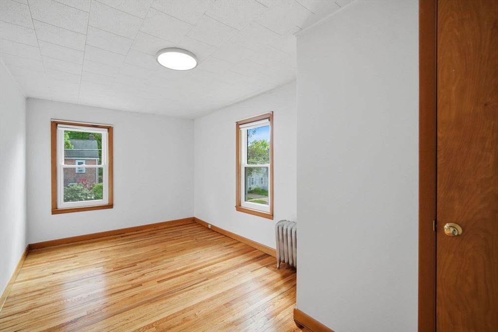 115 Connecticut Avenue Springfield, MA 01104 - Photo 27 of 40