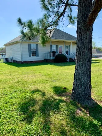 $205,000 | 2 Merideth Lynn Road, Fayetteville, TN 37334