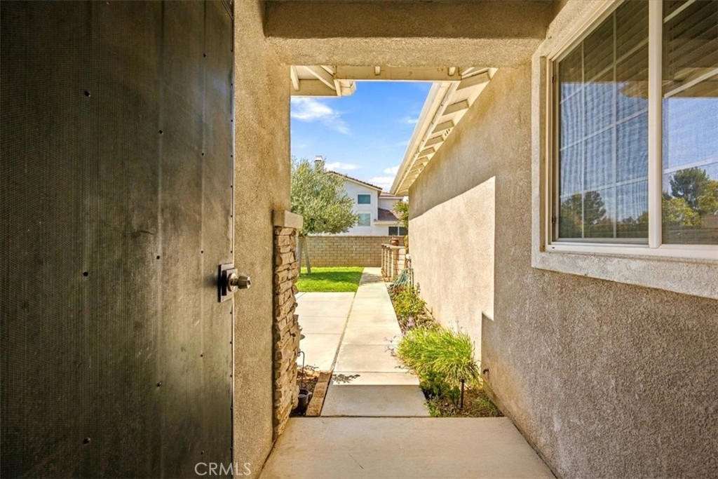 96 Cold Spring Avenue Beaumont, CA 92223 - Photo 9 of 46 Gallery Image 9