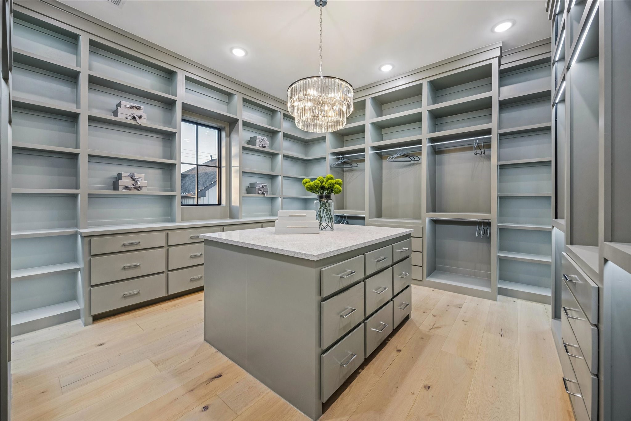431 West 30th Street Houston, TX 77018 - Photo 18 of 36