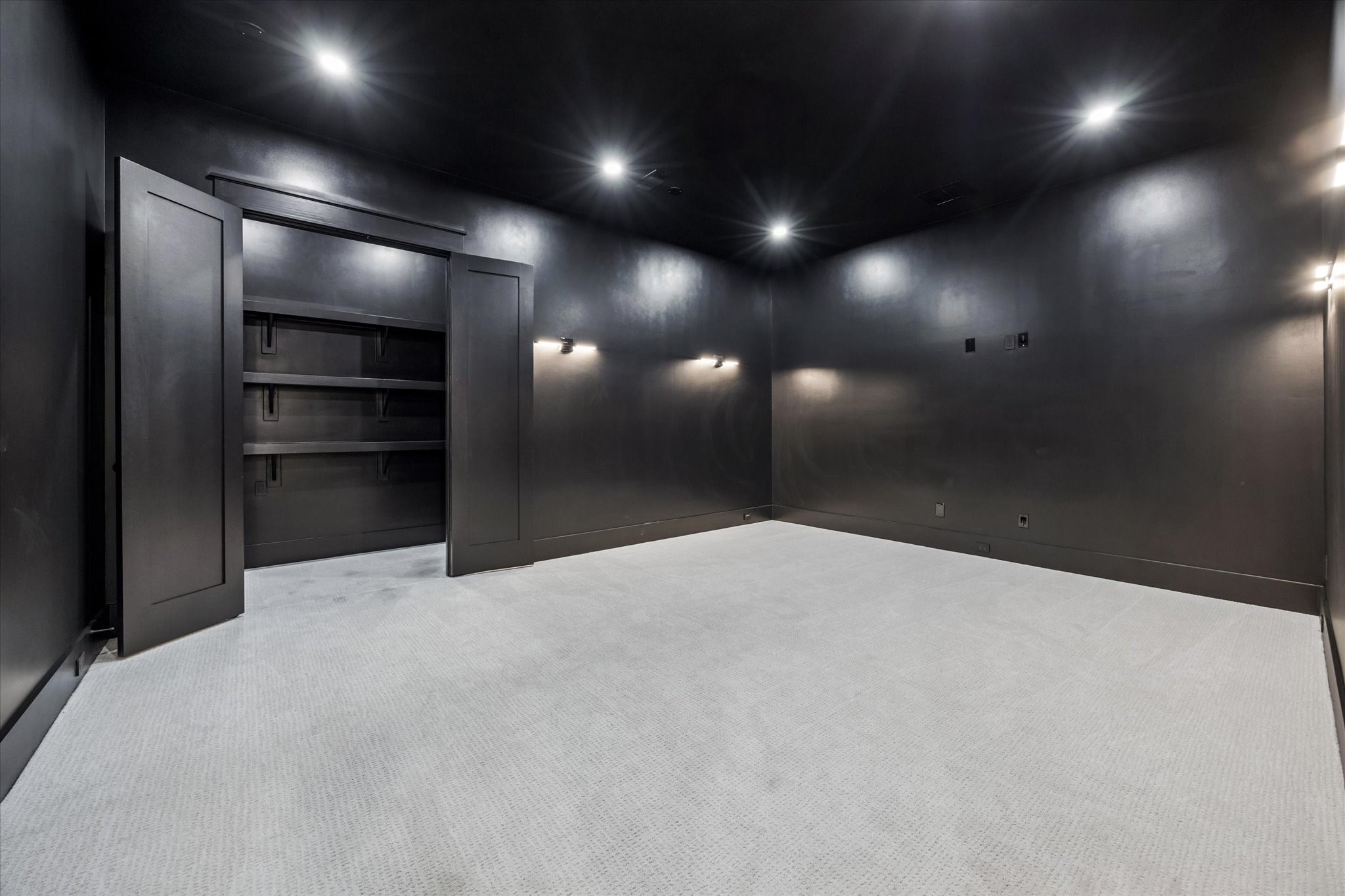 431 West 30th Street Houston, TX 77018 - Photo 23 of 36