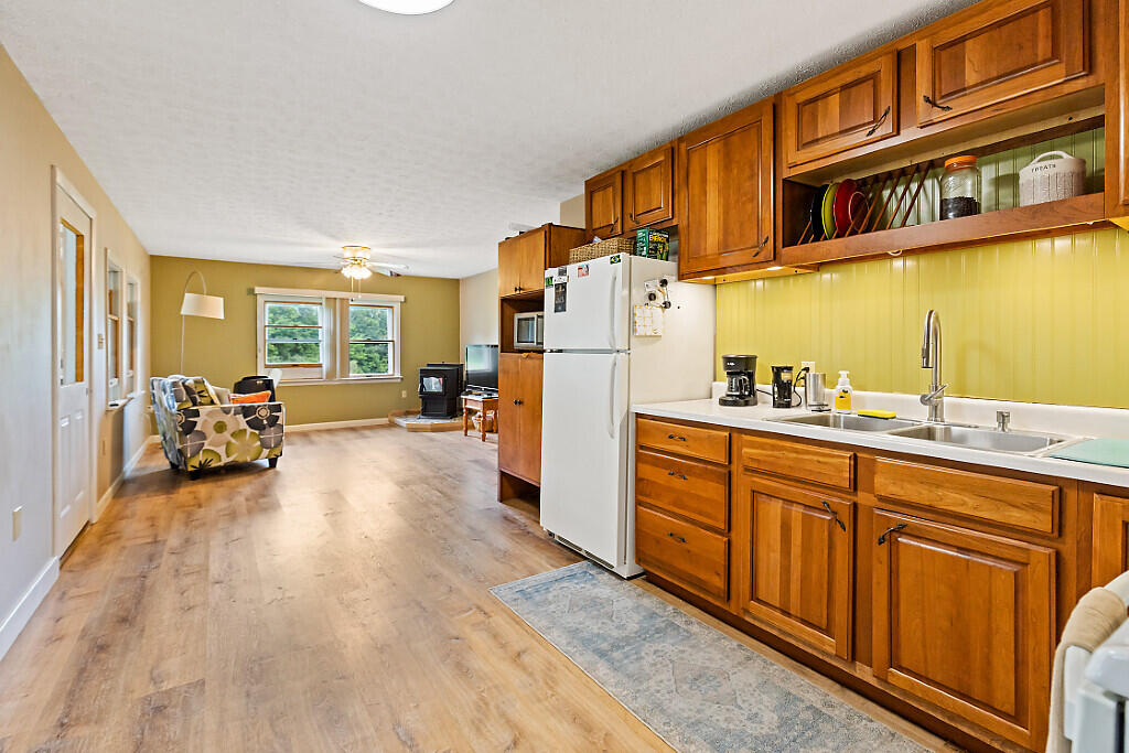825 West River Road Augusta, ME 04330 - Photo 20 of 64 46_BP5A2687_DxO_mls