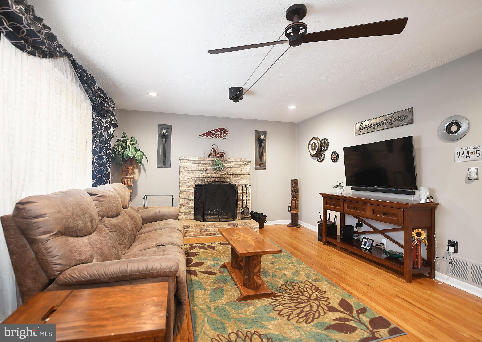 749 Conowingo Road Conowingo, MD 21918 - Photo 8 of 44 Living Room with Hardwood Floors