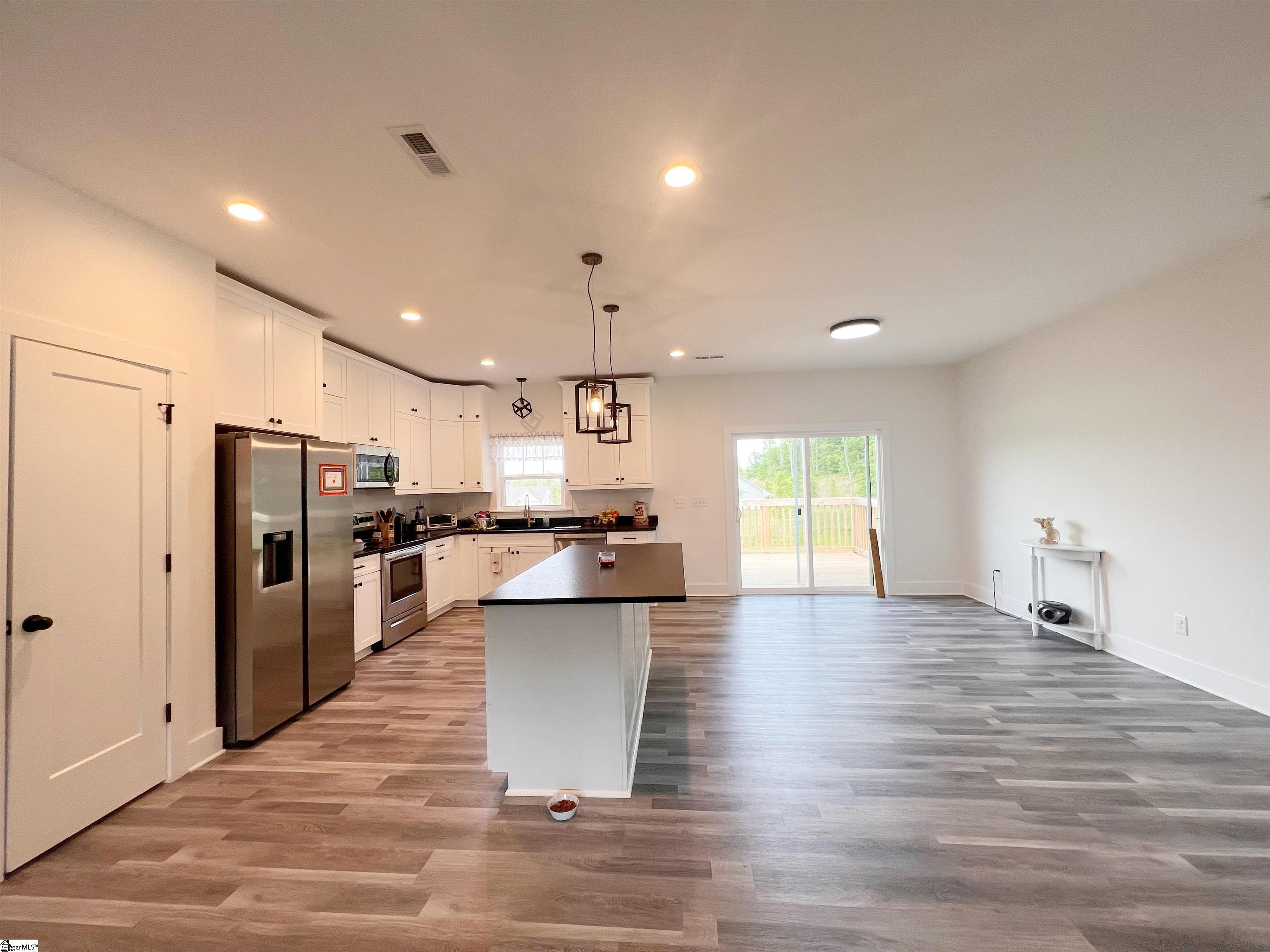 3024 East Georgia Road Simpsonville, SC 29681 - Photo 4 of 23