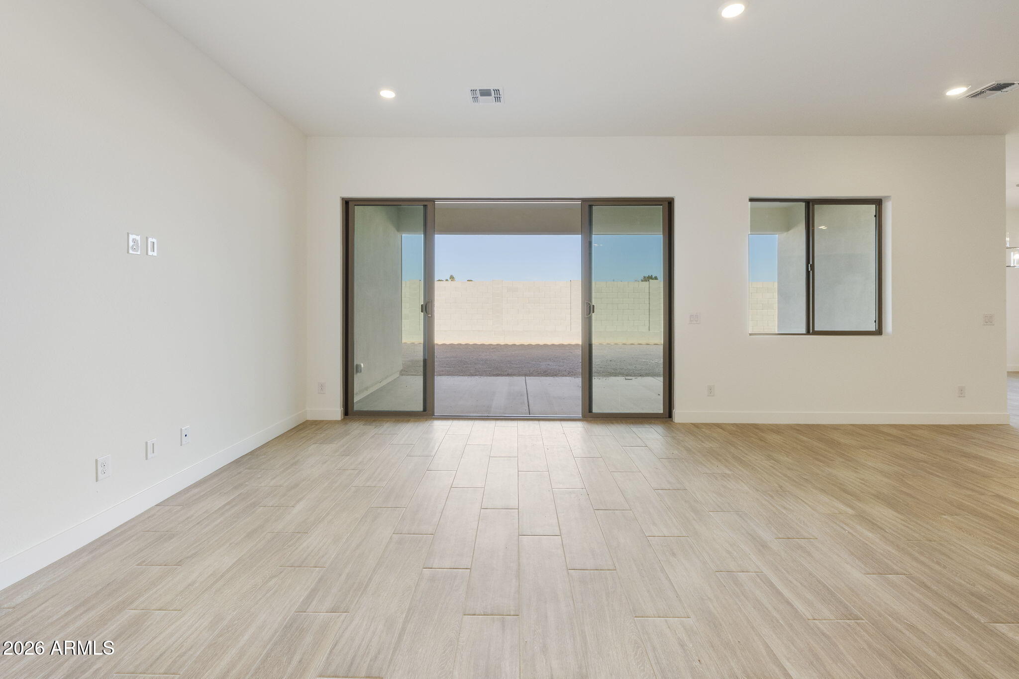 5129 West Coplen Farms Road Laveen, AZ 85339 - Photo 20 of 87 GREAT ROOM