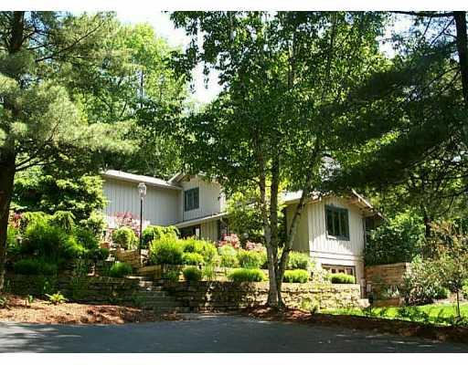 215 Hunt Road Fox Chapel, PA 15215 - Photo 1 of 1 Gallery Image 1