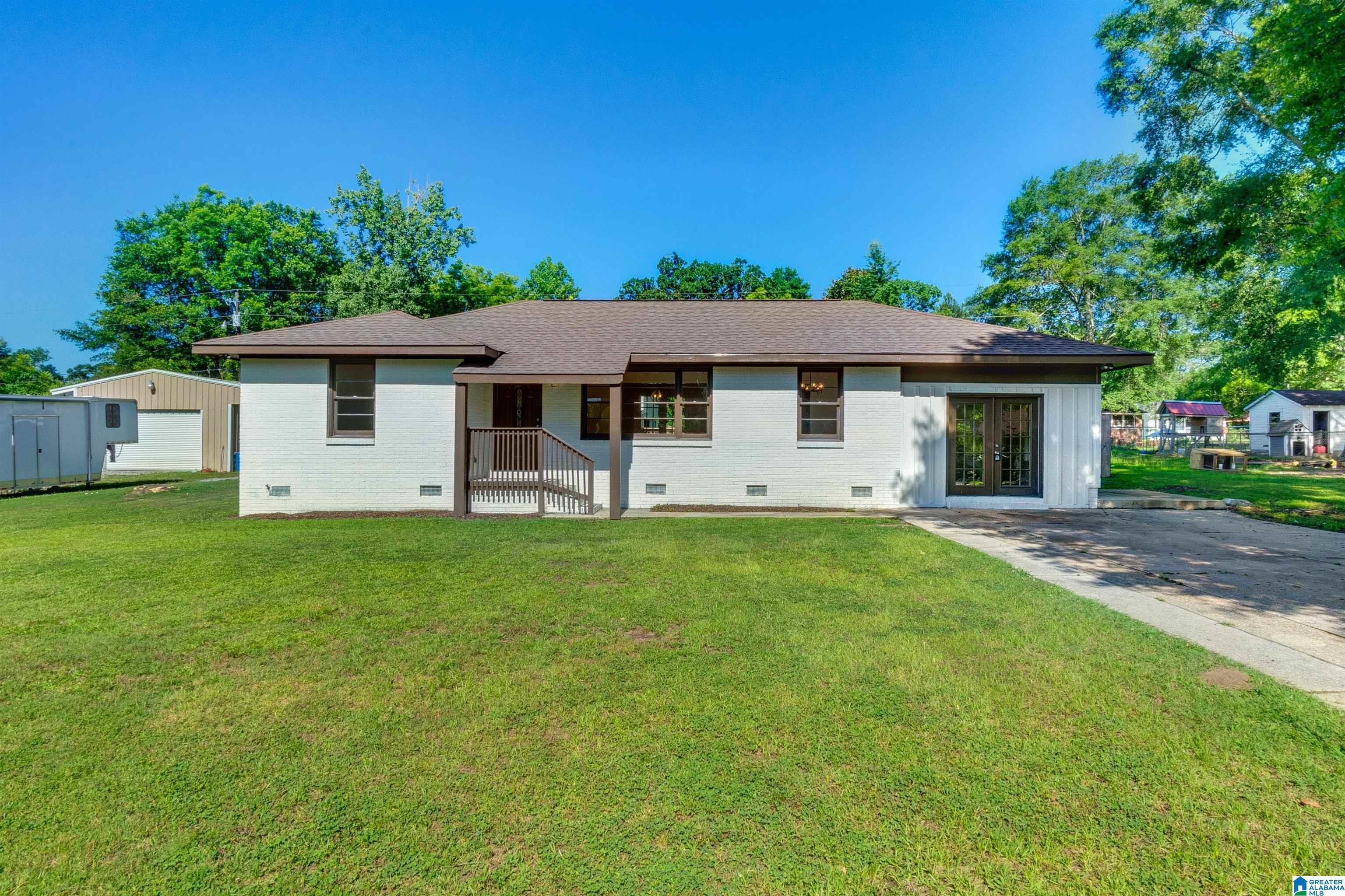 204 Augusta Street Clanton, AL 35045 - Photo 1 of 50
