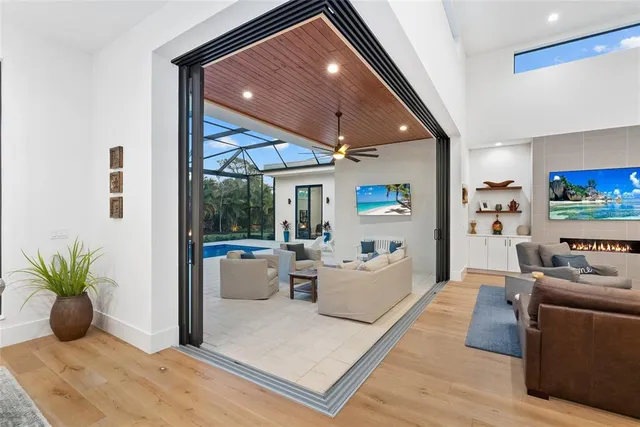 $3,945,000 | 1429 Westbrook Drive, Sarasota, FL 34231