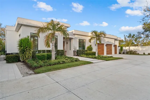 $3,945,000 | 1429 Westbrook Drive, Sarasota, FL 34231