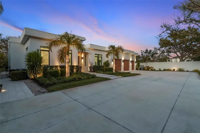 $3,945,000 | 1429 Westbrook Drive, Sarasota, FL 34231