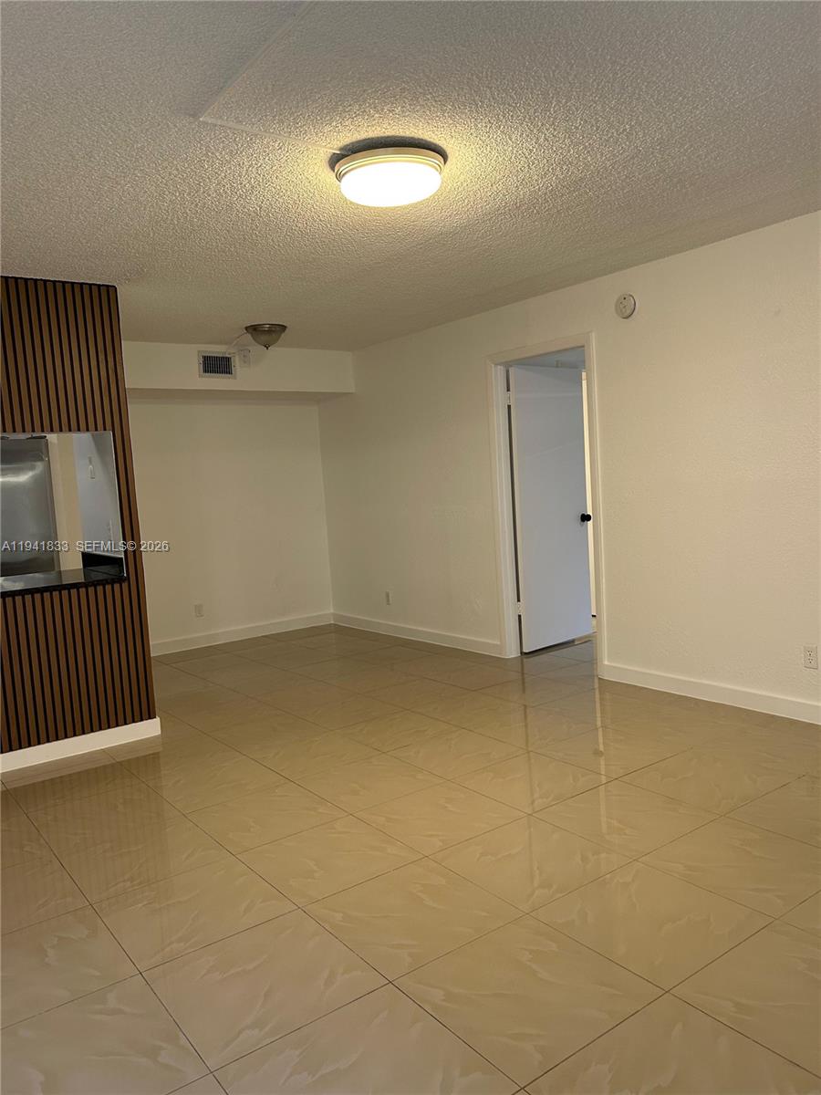 10027 Winding Lake Road, Unit 103 Sunrise, FL 33351 - Photo 3 of 11