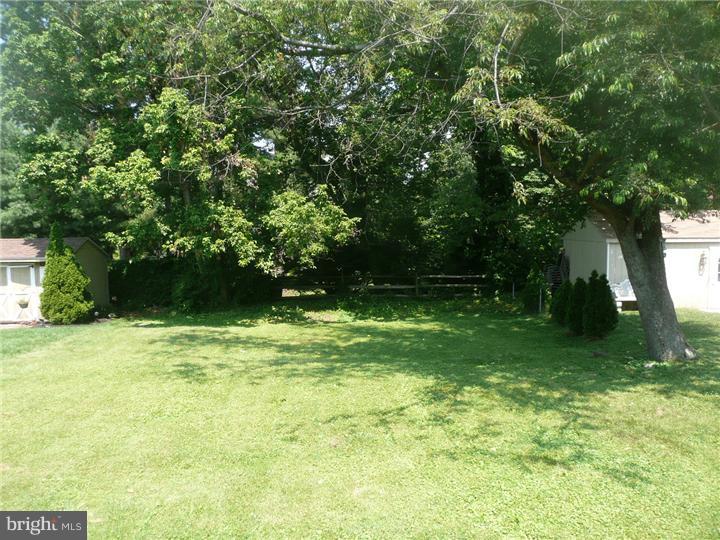 55 Woodbine Road Havertown, PA 19083 - Photo 4 of 22 Exterior Back