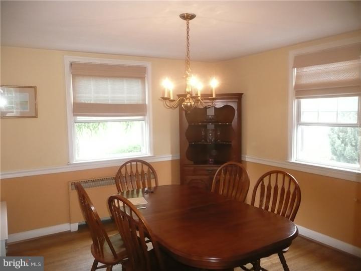 55 Woodbine Road Havertown, PA 19083 - Photo 10 of 22 Dining Room