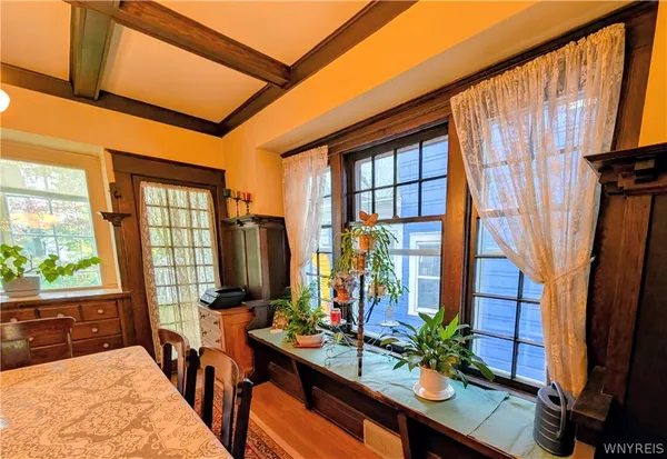 $350,000 | 84 West Oakwood Place, Unit S, Buffalo, NY 14214