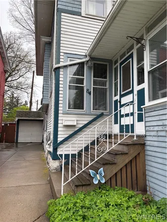 $350,000 | 84 West Oakwood Place, Unit S, Buffalo, NY 14214