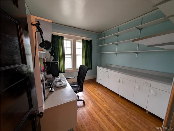 $350,000 | 84 West Oakwood Place, Unit S, Buffalo, NY 14214
