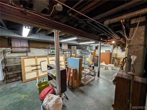 $350,000 | 84 West Oakwood Place, Unit S, Buffalo, NY 14214