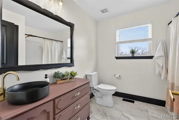 $430,000 | 1334 Forest Way Drive, Wentzville, MO 63385