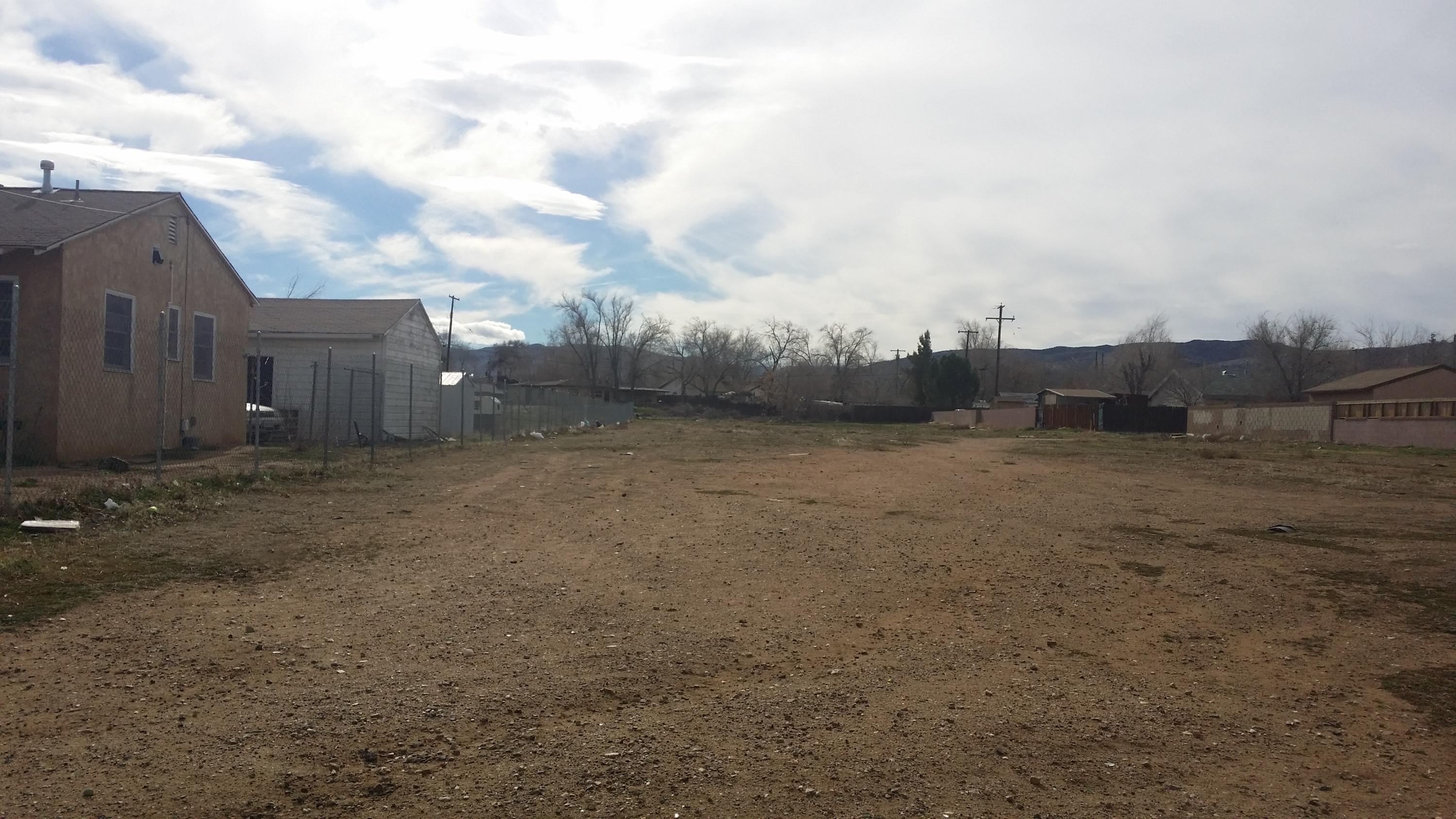 Ave R Vic 12th Palmdale, CA 93550 - Photo 1 of 8 iris 6