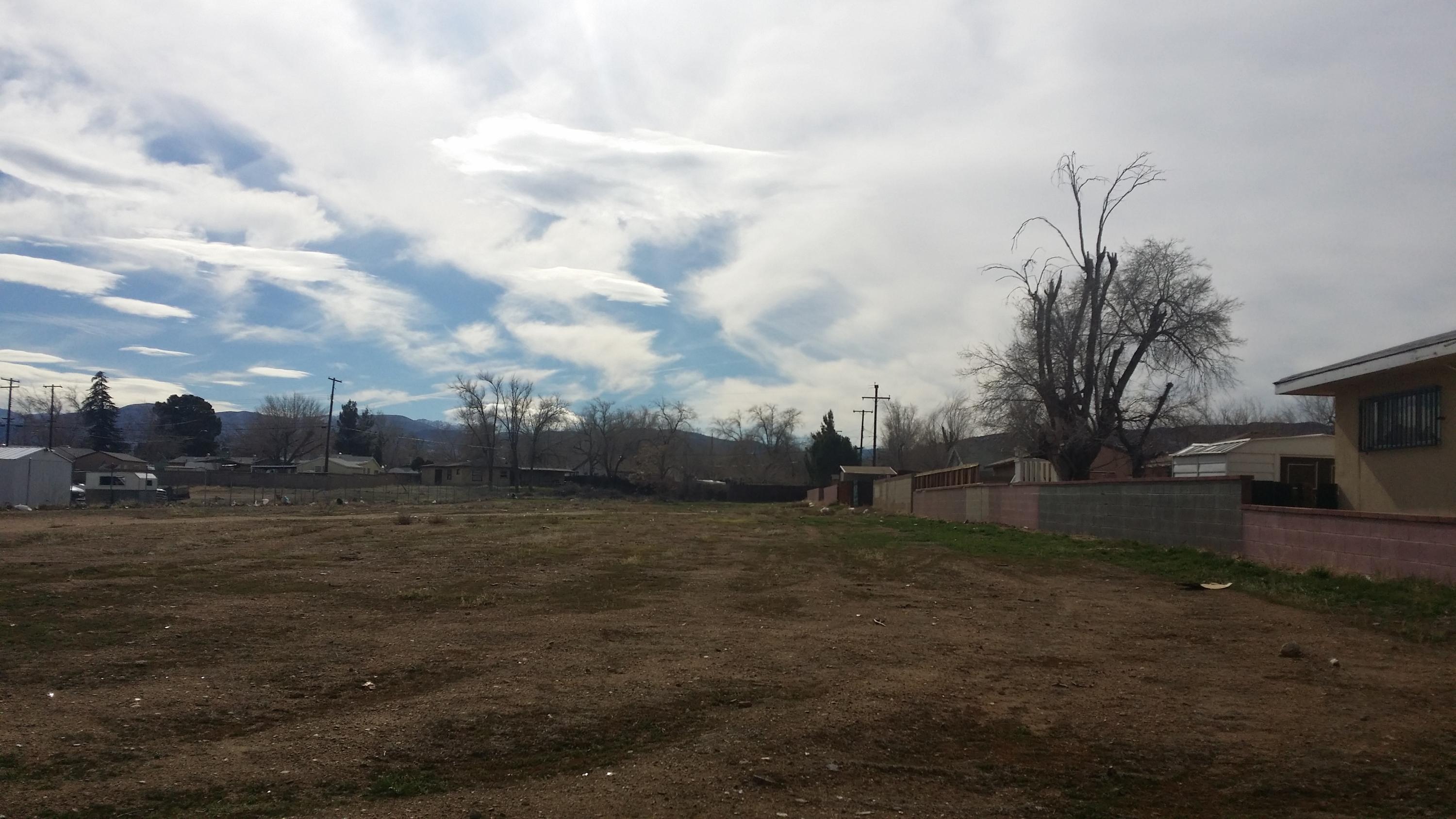 Ave R Vic 12th Palmdale, CA 93550 - Photo 6 of 8 iris 3