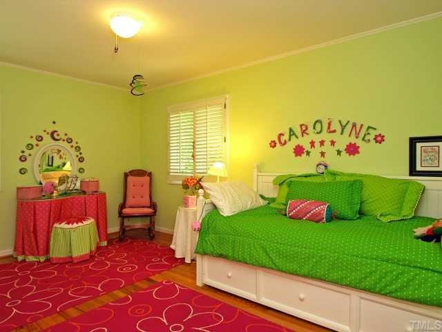 2723 Fairview Road Raleigh, NC 27608 - Photo 10 of 12