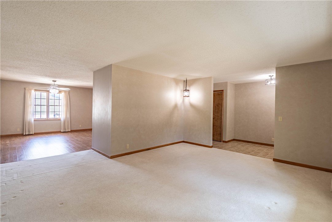 4606 Jamestown Court Decatur, IL 62521 - Photo 8 of 40 Gallery Image 8
