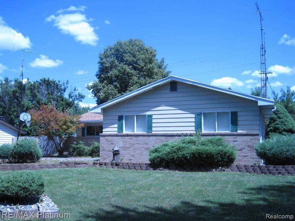 3391 Hammerberg Road Flint, MI 48507 - Photo 6 of 22 Hammerberg 2.JPG