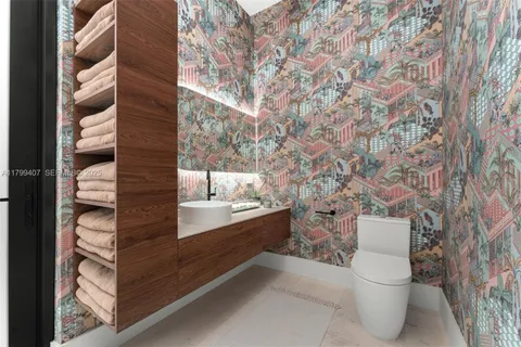 $5,000,000 | 2323 Southwest 2nd Avenue, Miami, FL 33129