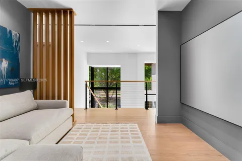 $5,000,000 | 2323 Southwest 2nd Avenue, Miami, FL 33129