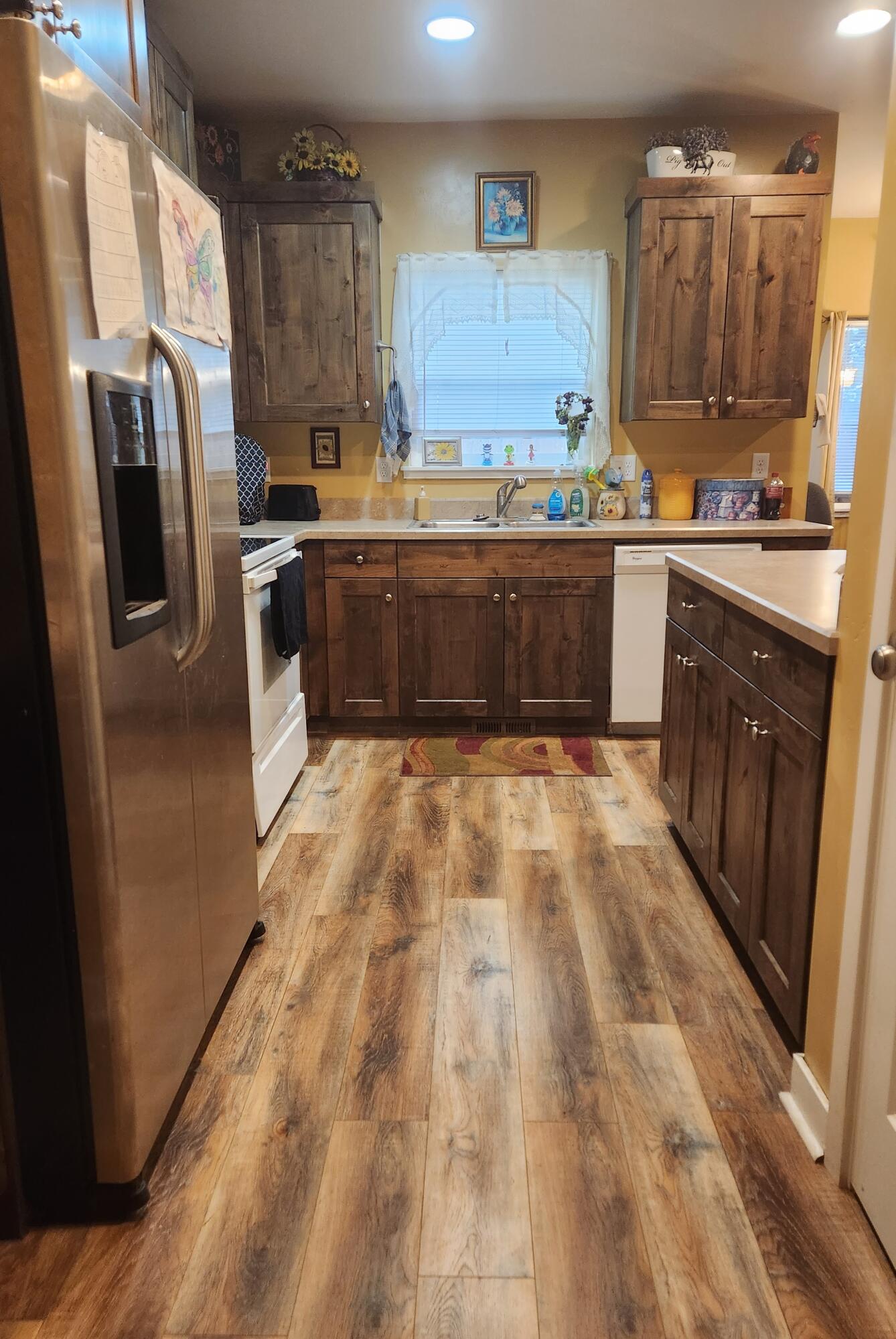 2433 Northeast Apollo Road Prineville, OR 97754 - Photo 5 of 5 05