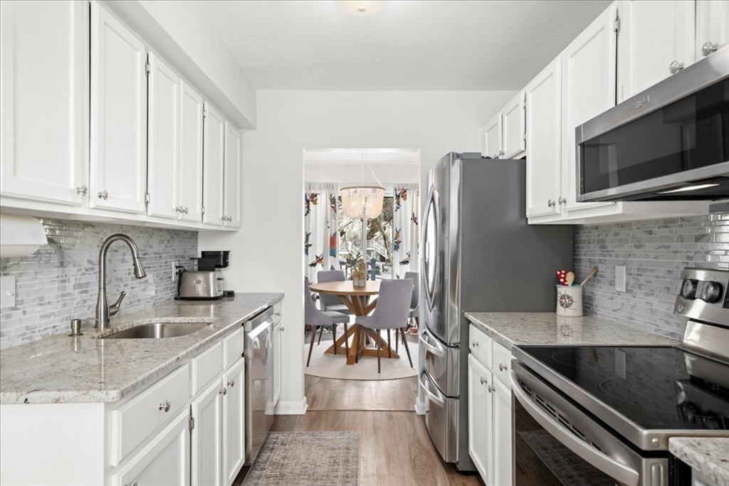 306 Beacon Park Road, Unit 306 Webster, MA 01570 - Photo 12 of 39 Gallery Image 12