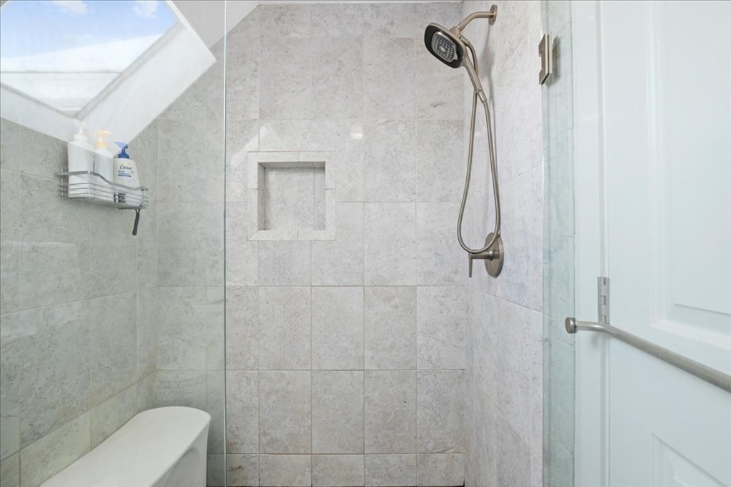 306 Beacon Park Road, Unit 306 Webster, MA 01570 - Photo 23 of 39 Gallery Image 23