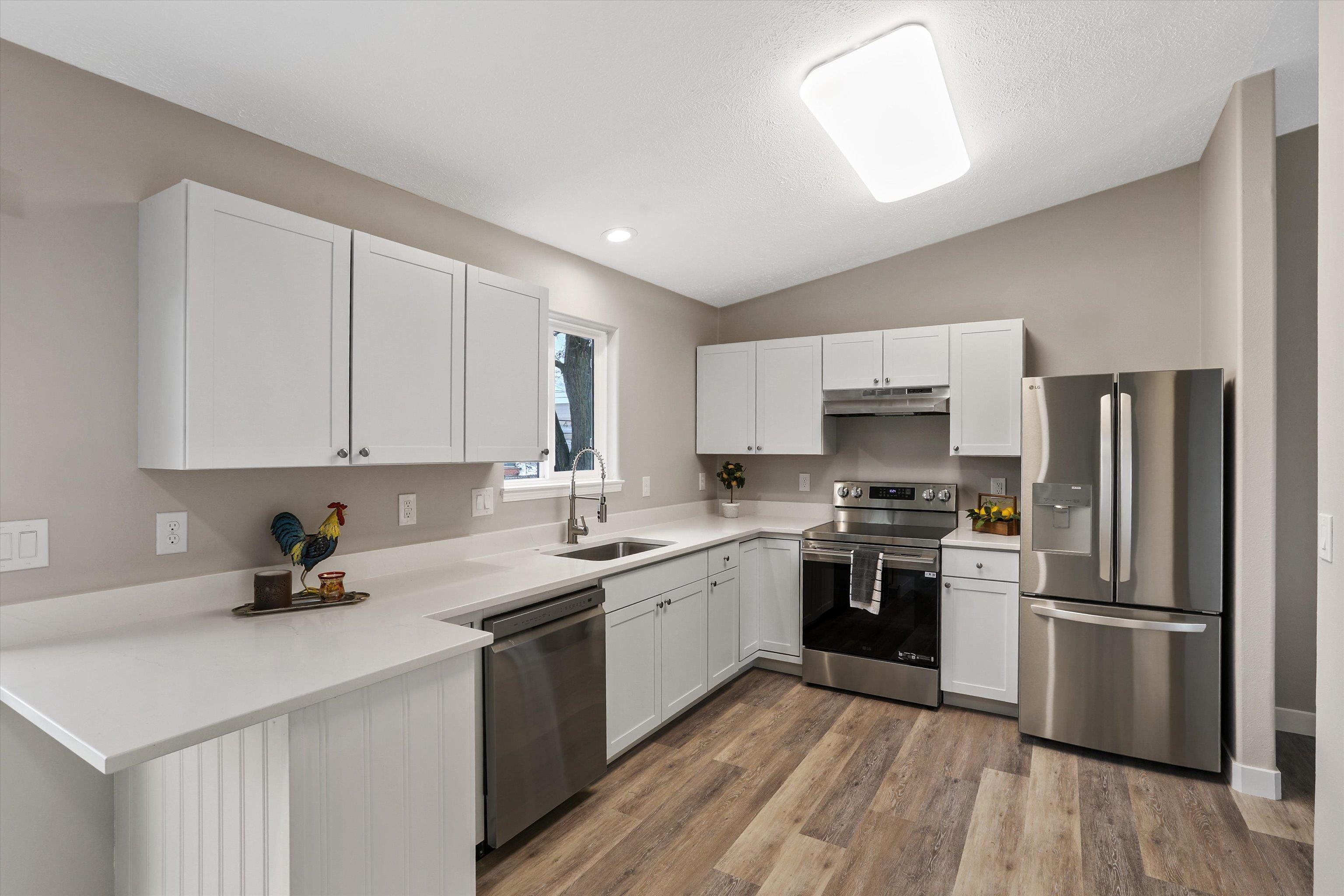 308 East Crown Avenue Spokane, WA 99207 - Photo 5 of 22