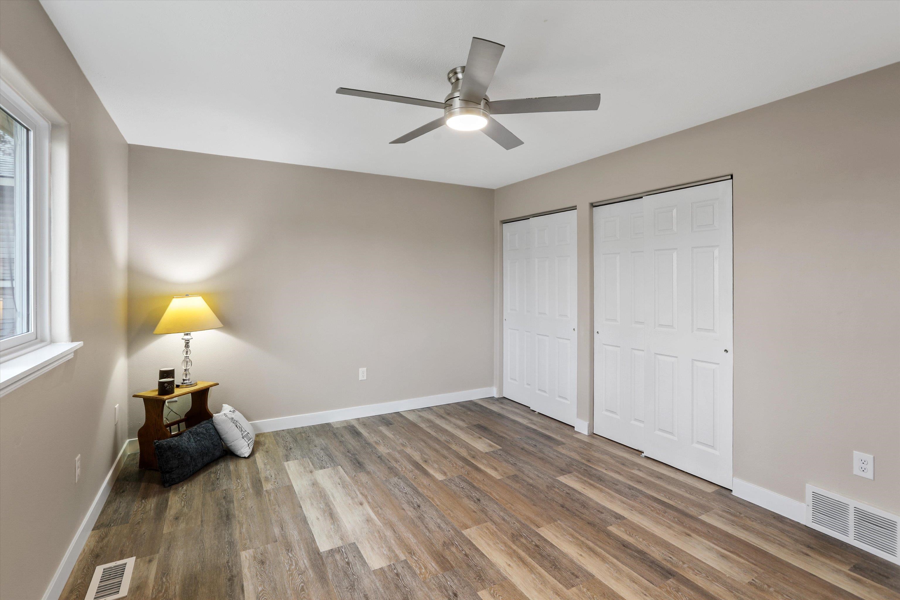 308 East Crown Avenue Spokane, WA 99207 - Photo 8 of 22